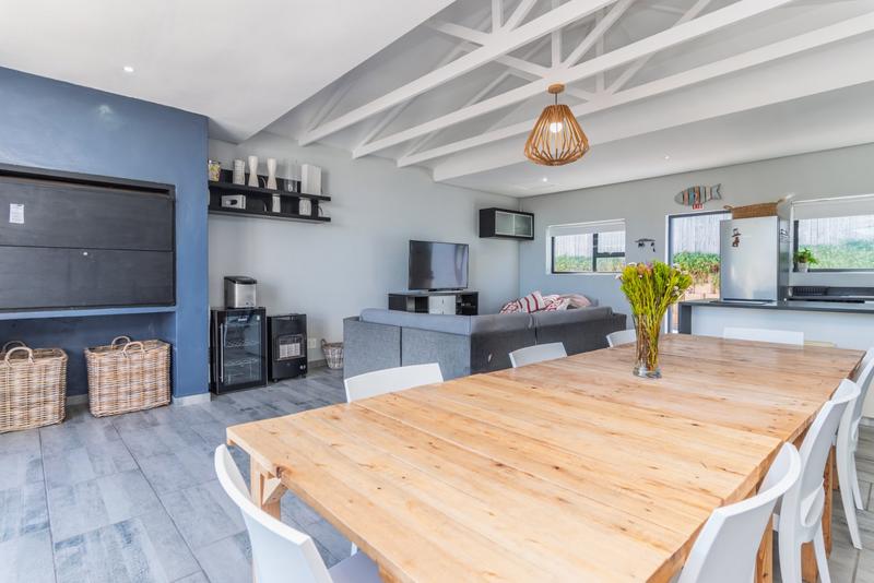 7 Bedroom Property for Sale in San Michel Western Cape
